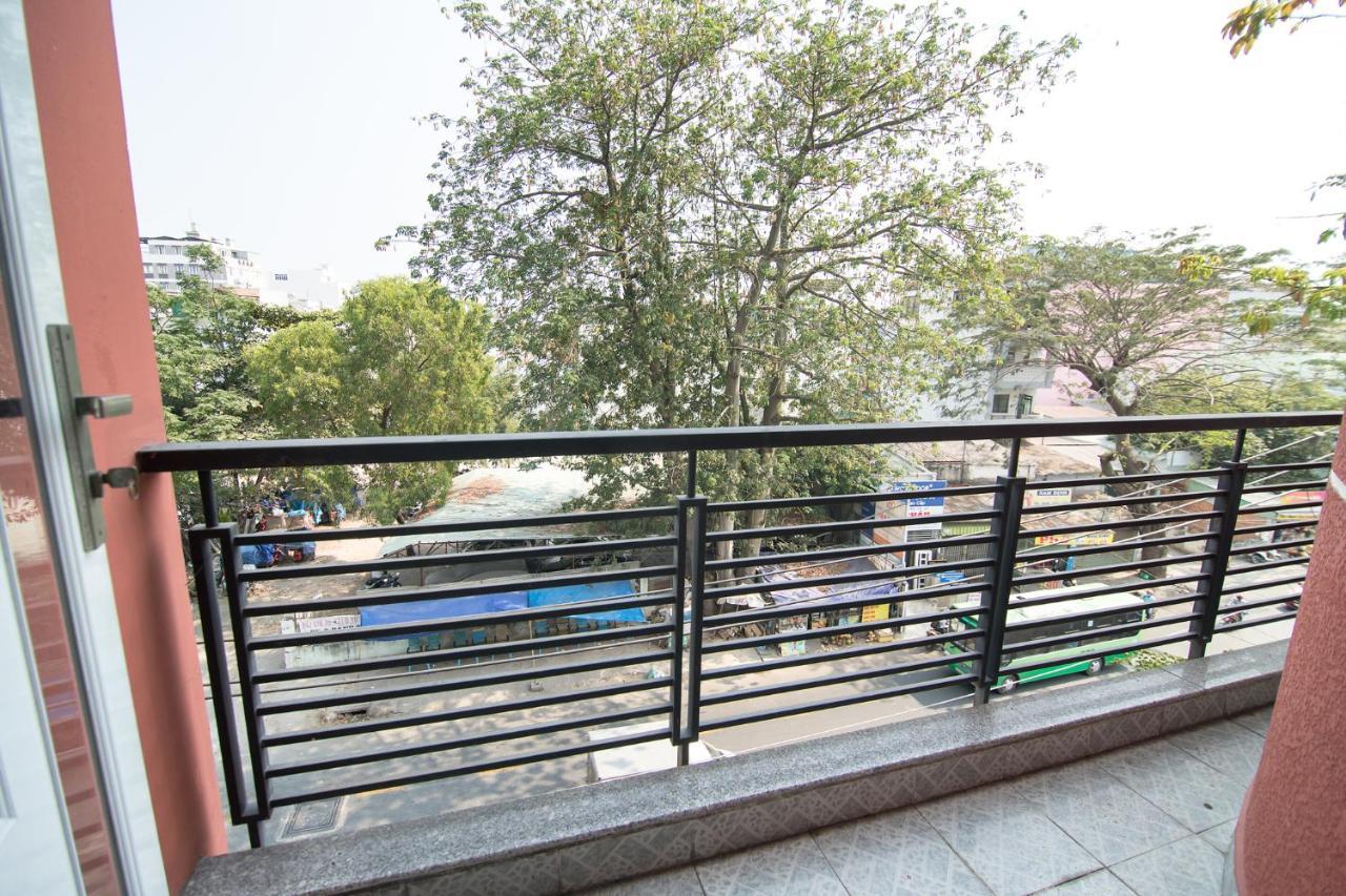 Reddoorz Plus Near Aeon Mall Tan Phu 2 호치민 외부 사진