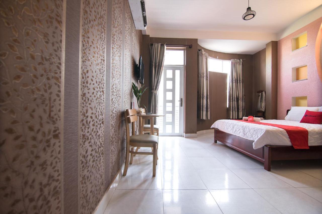 Reddoorz Plus Near Aeon Mall Tan Phu 2 호치민 외부 사진
