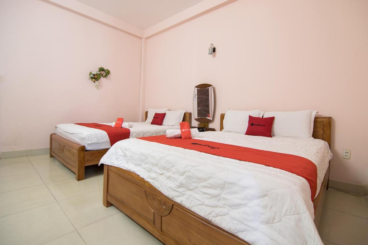 Reddoorz Plus Near Aeon Mall Tan Phu 2 호치민 외부 사진