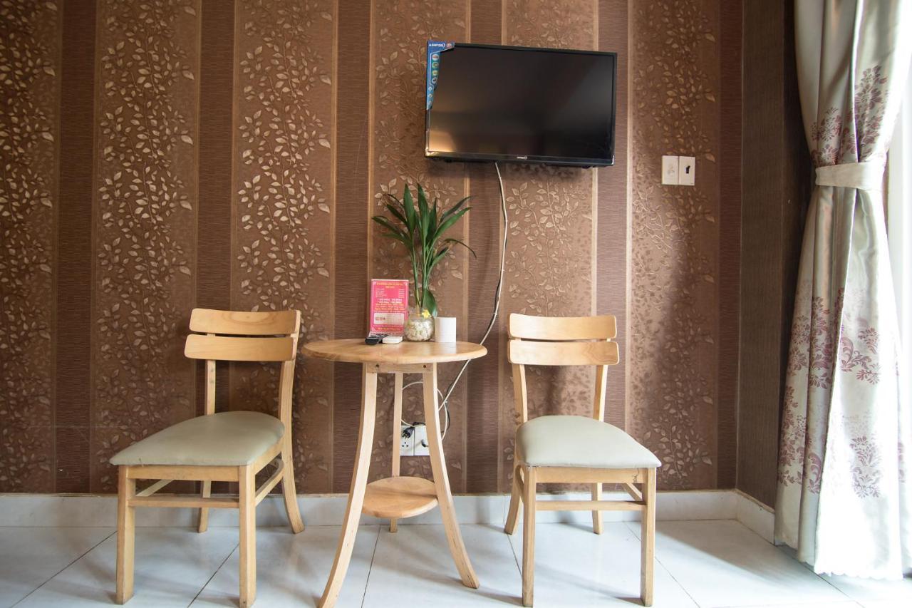 Reddoorz Plus Near Aeon Mall Tan Phu 2 호치민 외부 사진