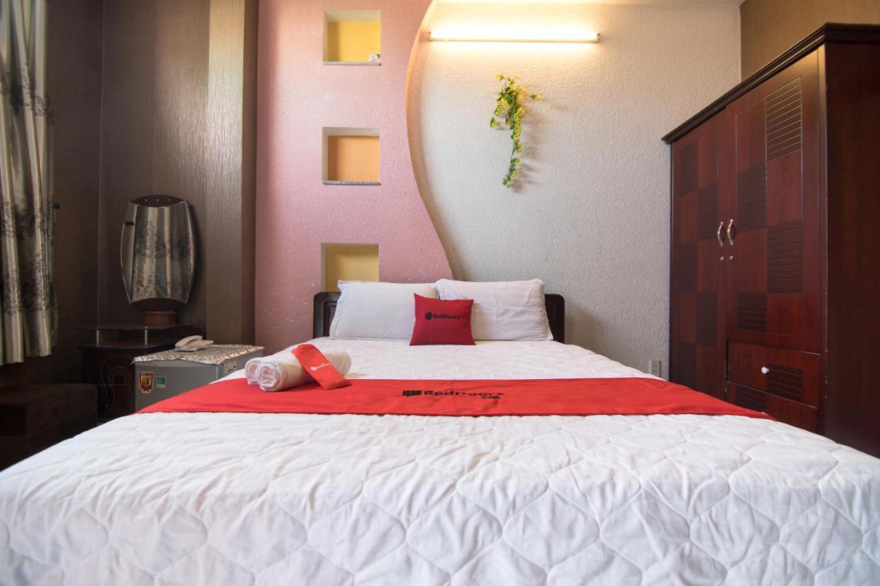 Reddoorz Plus Near Aeon Mall Tan Phu 2 호치민 외부 사진
