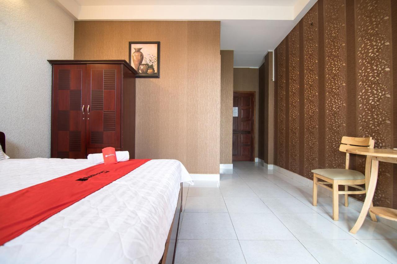Reddoorz Plus Near Aeon Mall Tan Phu 2 호치민 외부 사진
